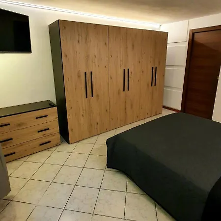 Stropea Con Giardino Privato E Piscina Daire Soiano Del Lago