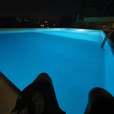 Stropea Con Giardino Privato E Piscina Appartement Soiano Del Lago
